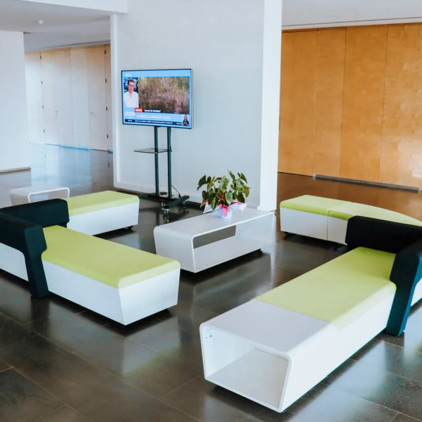 Image of the azores Office living room