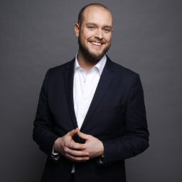 Lucas_Kramer Manager valantic Digital Finance und Experte für die T/4 Suite Lösung von valantic mit CCH Tagetik & SAP