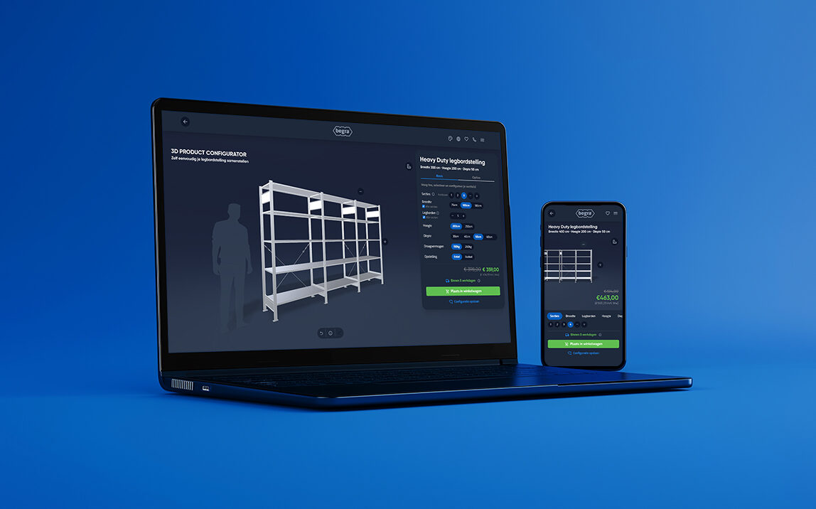 Een laptop en smartphone met daarop de Case Begra 3D-productconfigurator voor stellingkasten staan tegen een blauwe achtergrond.