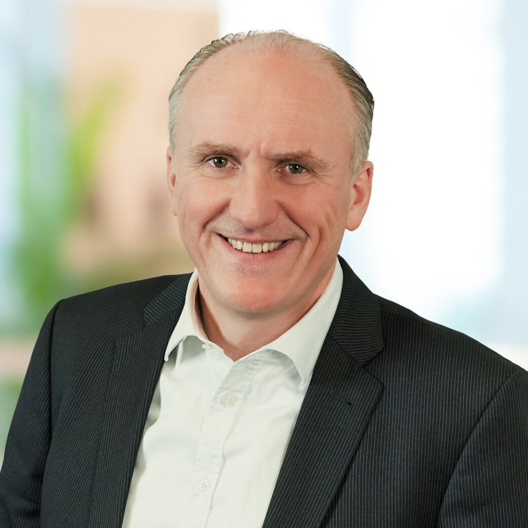 Portrait of Dr. Peer Schwieren, Managing Director at valantic Business Analytics