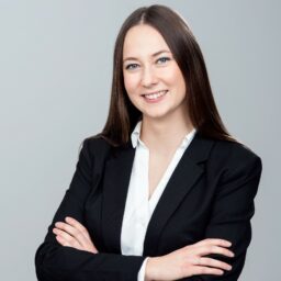 Portrait of Selina Eich, Consultant at valantic Management Consulting GmbH