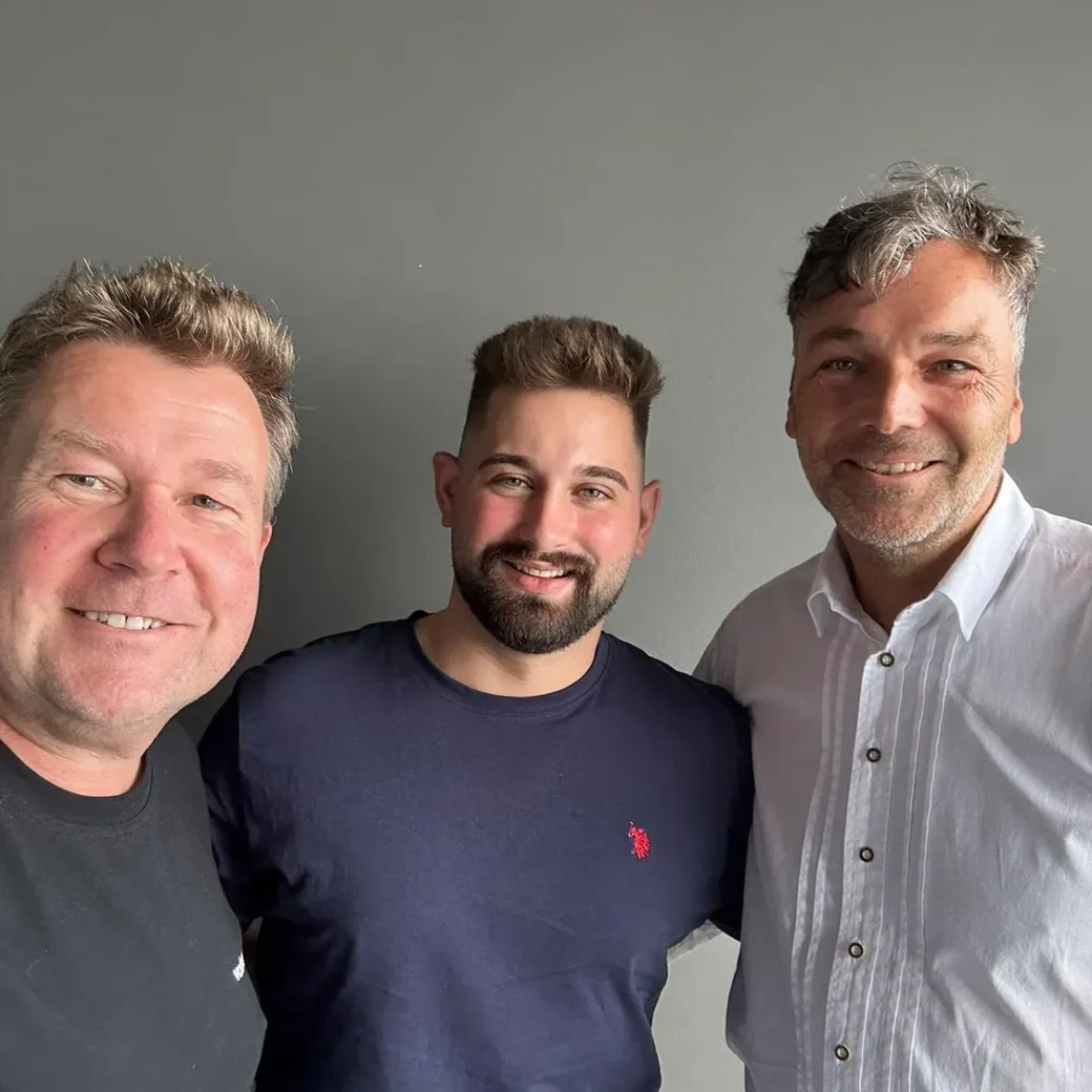 Ein Selfie mit dem PIM-Team aus Siegen und Jens Müller von Contentserv.